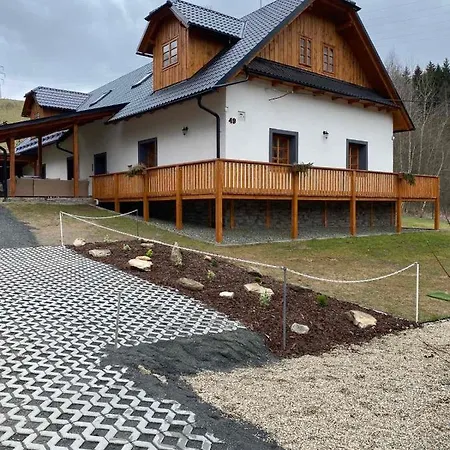 Lilien Pod Medvědí Skálou Jeseníky Jindrichov